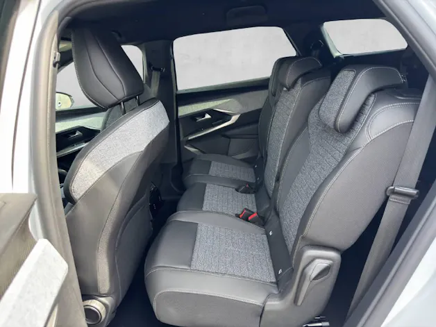 Peugeot 5008 1.2 Hybrid Allure Premium