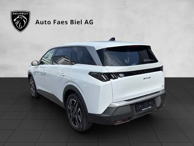 Peugeot 5008 1.2 Hybrid Allure Premium