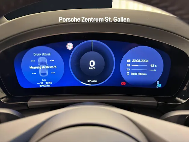 Porsche Macan 4