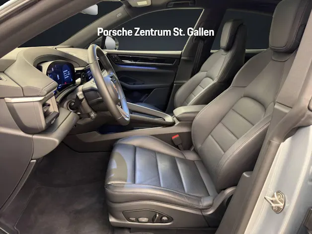 Porsche Macan 4