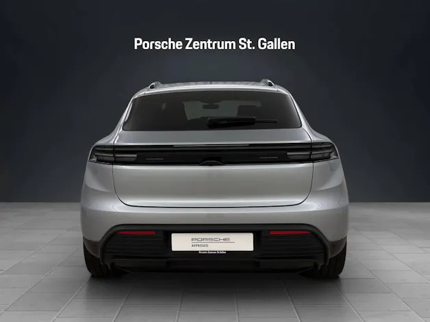 Porsche Macan 4