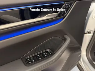 Porsche Macan 4