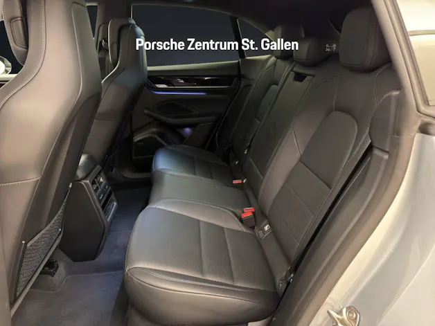 Porsche Macan 4