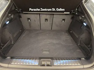 Porsche Macan 4
