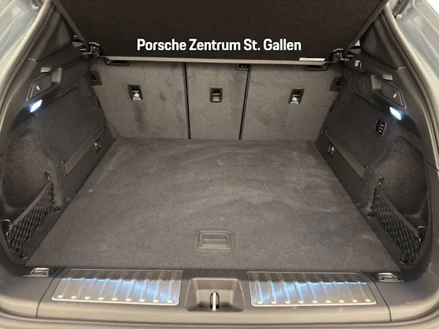 Porsche Macan 4
