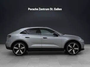 Porsche Macan 4