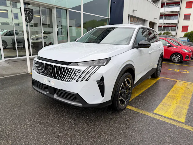 Peugeot 5008 long range e-Allure