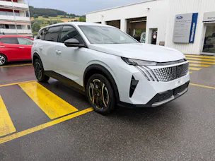 Peugeot 5008 long range e-Allure