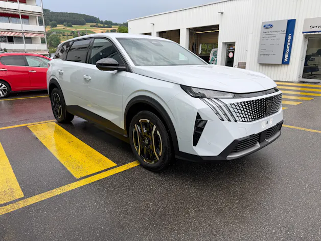 Peugeot 5008 long range e-Allure
