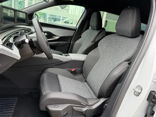 Peugeot 5008 long range e-Allure