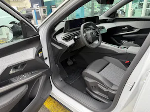 Peugeot 5008 long range e-Allure