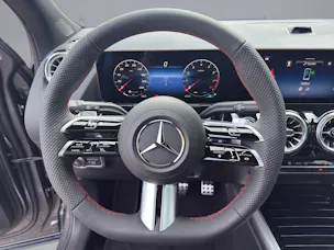 Mercedes-Benz GLA 250 Swiss Star AMG Line 4matic
