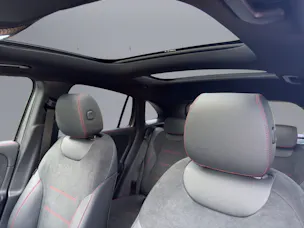 Mercedes-Benz GLA 250 Swiss Star AMG Line 4matic