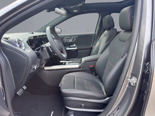 Mercedes-Benz GLA 250 Swiss Star AMG Line 4matic