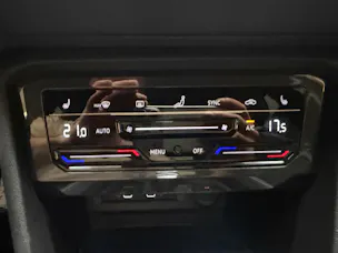 VW Tiguan 2.0 TDI SCR R-Line DSG
