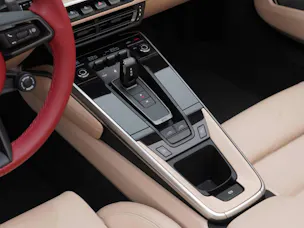Porsche 911 Targa 4S Heritage Edition