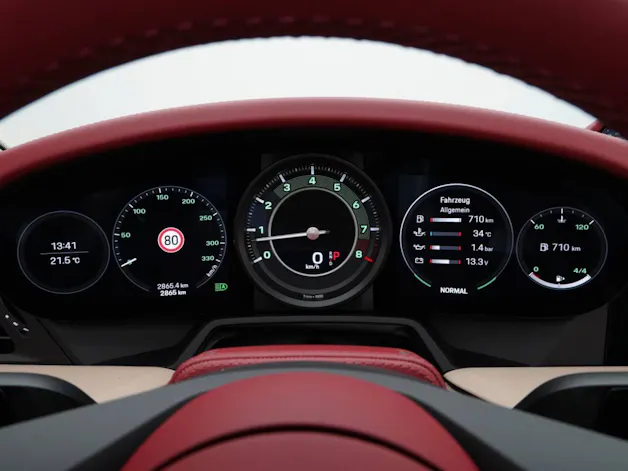 Porsche 911 Targa 4S Heritage Edition