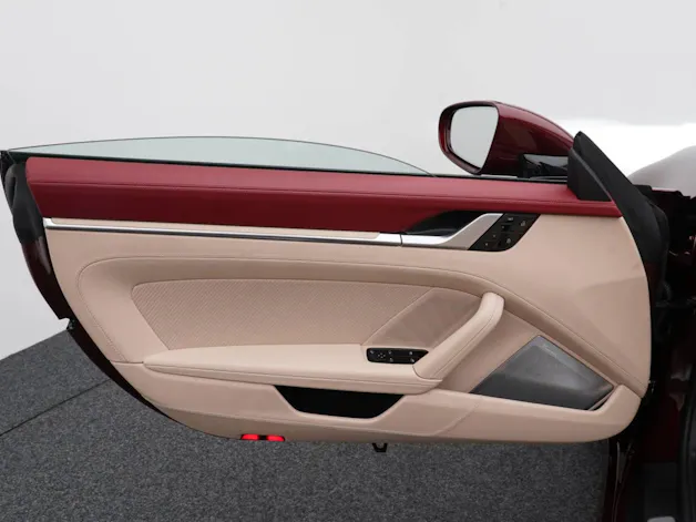 Porsche 911 Targa 4S Heritage Edition