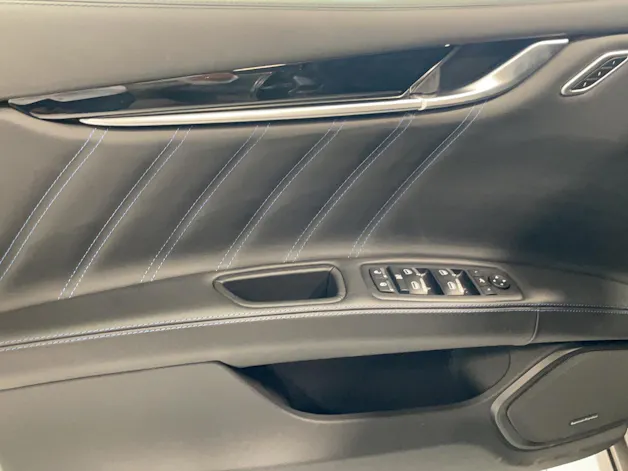Maserati Ghibli 2.0 Hybrid GranLusso