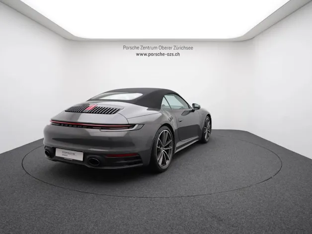 Porsche 911 Carrera 4 Cabriolet