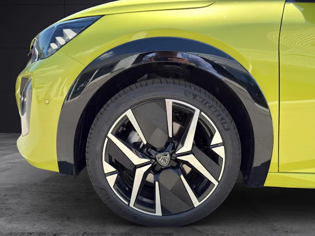 Peugeot 208 1.2 MHEV GT