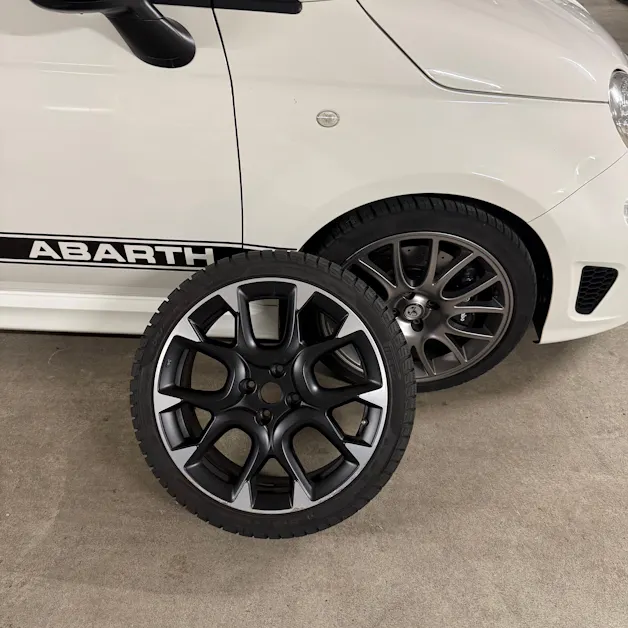 Fiat 595 1.4 16V Turbo Abarth 70 Anniversario