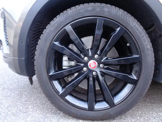 Jaguar E-Pace 2.0 P250 R-Dynamic SE AWD Automatik