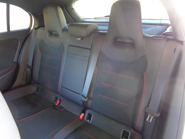 Mercedes-Benz A250 4Matic AMG Line