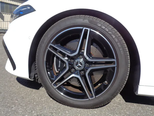 Mercedes-Benz A250 4Matic AMG Line