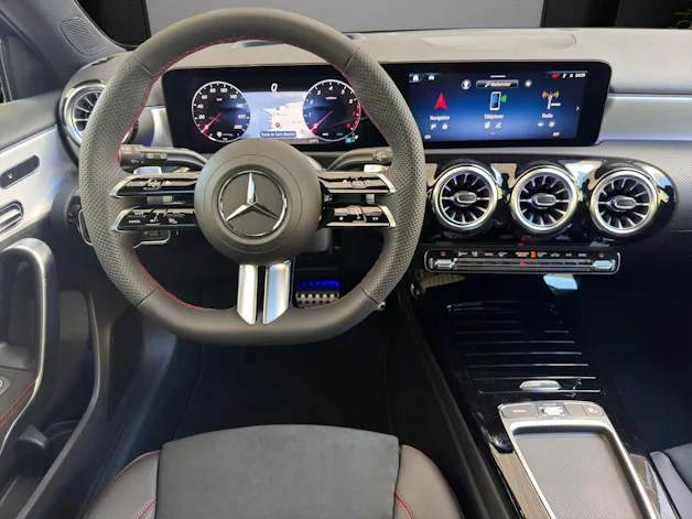 Mercedes-Benz A 220 4Matic 8G-DCT