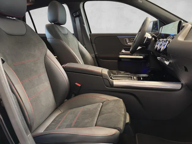 Mercedes-Benz GLA 250 4Matic 8G-DCT Swiss Star