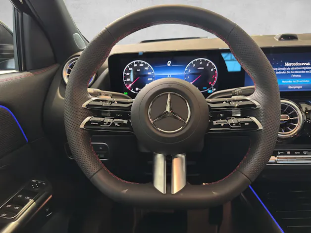 Mercedes-Benz GLA 250 4Matic 8G-DCT Swiss Star