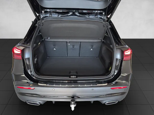 Mercedes-Benz GLA 250 4Matic 8G-DCT Swiss Star
