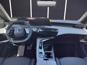 Peugeot 3008 e-Allure Premium AWD