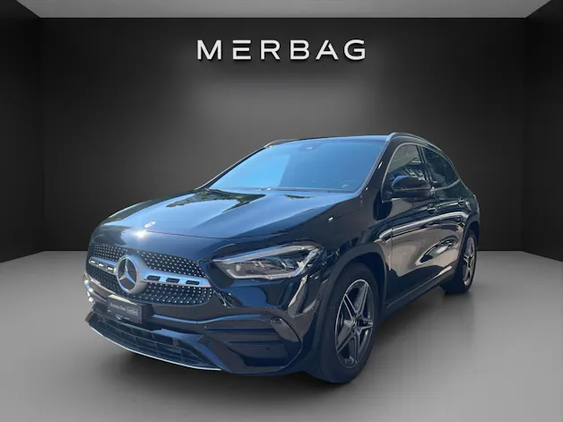 Mercedes-Benz GLA 250 4Matic AMG Line 8G-DCT