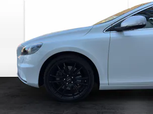 Volvo V40 2.0 T5 Momentum R-Design S/S