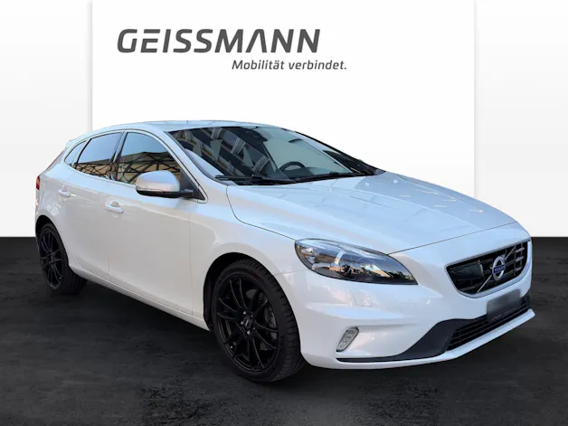 Volvo V40 2.0 T5 Momentum R-Design S/S
