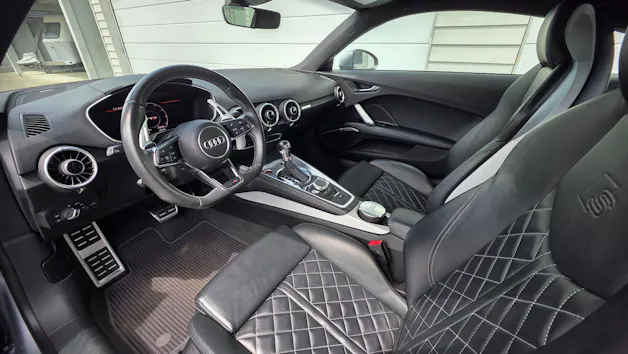 Audi TTS Coupé 2.0 TFSI quattro S-tronic