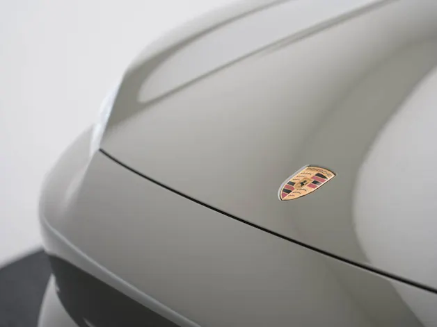Porsche Cayenne S Electric