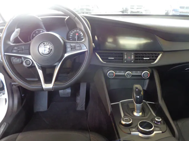 Alfa Romeo Giulia 2.0 Automatic