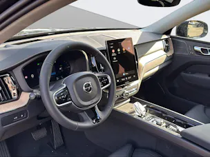 Volvo XC60 T6 eAWD PluginHybrid Ultra Dark Geartronic