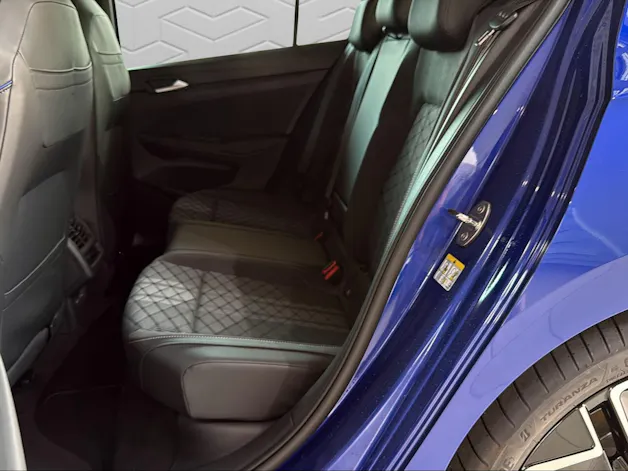 VW Golf 1.5 e TSI mHEV R-Line DSG