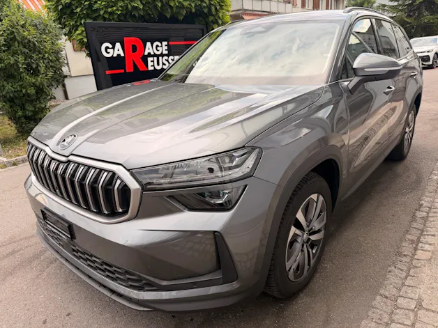 Škoda Kodiaq 2.0 TDI 193 PS 4x4 Selection *** 7 SITZER & TOP AUSSTATTUNG ***