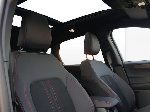 FORD Kuga 2.5 Hybrid ST-Line X 4x4 Black Edition