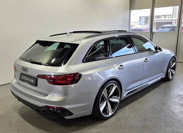 Audi RS4 Avant 2.9 V6 TFSI quattro T-Tronic