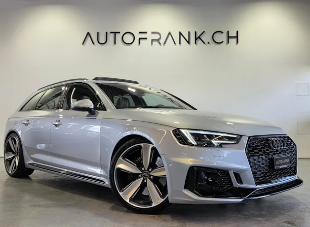 Audi RS4 Avant 2.9 V6 TFSI quattro T-Tronic