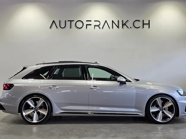 Audi RS4 Avant 2.9 V6 TFSI quattro T-Tronic