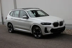 BMW iX3 Impressive *0.9%-LEASINGAKTION*
