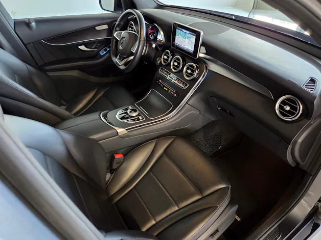 Mercedes-Benz GLC 300 AMG Line 4m