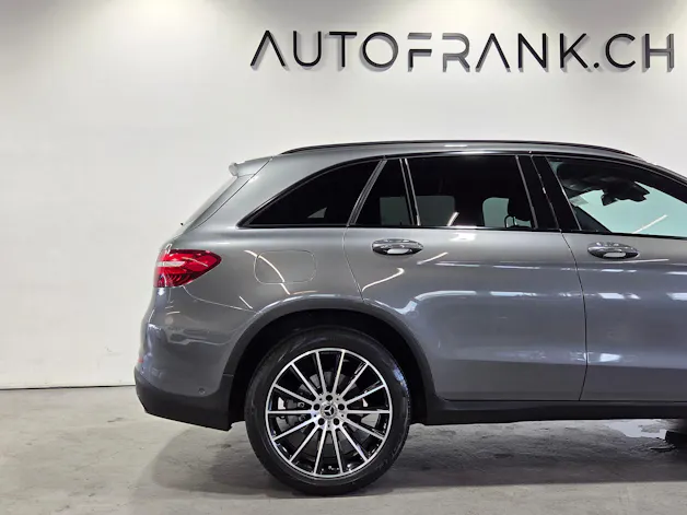 Mercedes-Benz GLC 300 AMG Line 4m